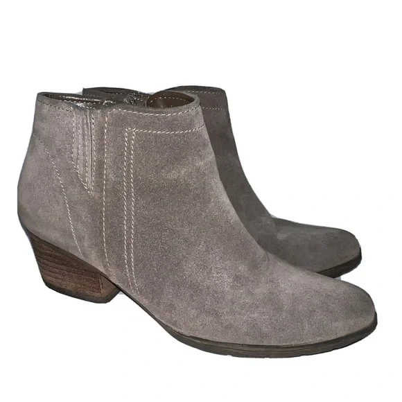 Blondo Shoes Blondo Valli Waterproof Suede Ankle Bootie